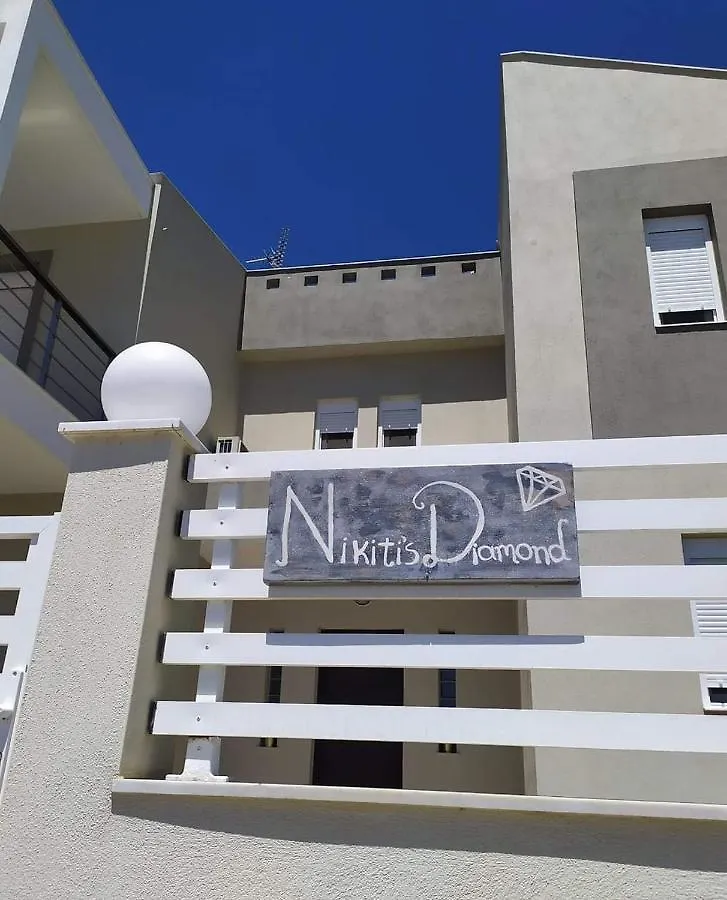 Nikitis Diamond Apart No2 아파트